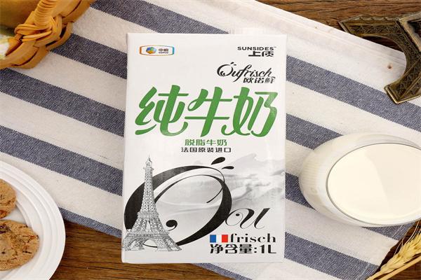 中粮牛奶