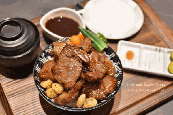 盒叔烧肉丼饭