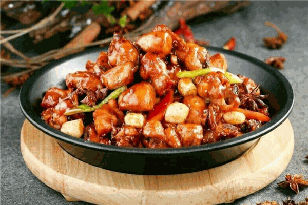 薄家特色炒鸡