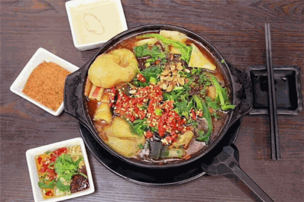 极品砂锅麻辣烫
