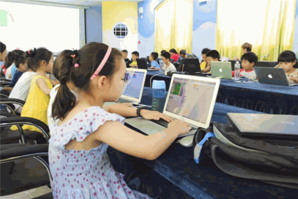 码趣学院少儿编程