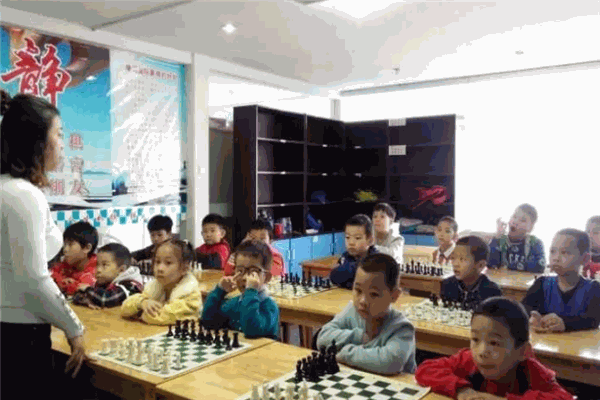 海南童星国际象棋学校