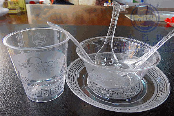 寿百康一次性水晶餐具
