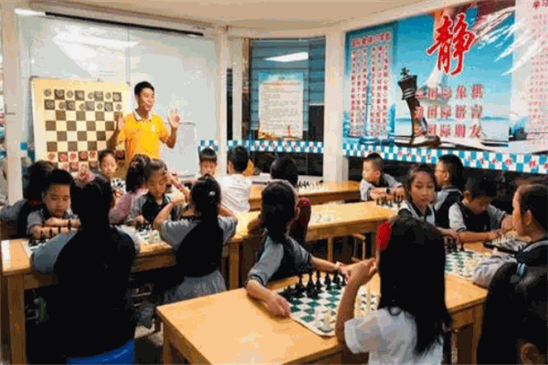 海南童星国际象棋学校