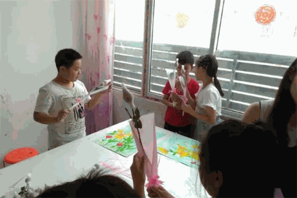 指尖畅想艺术培训