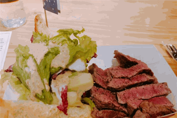 米灵顿立食牛排