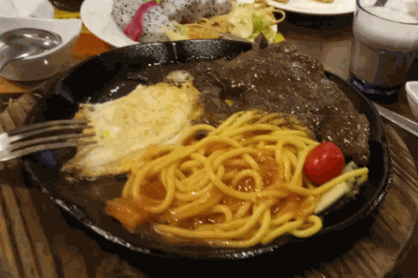 品客天下牛排