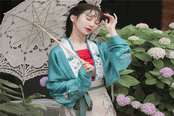 钟灵记汉服
