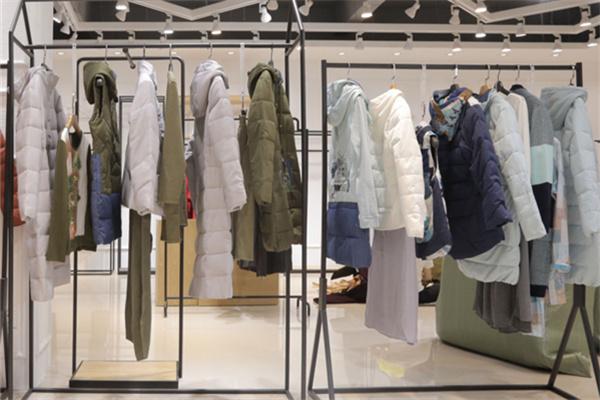 新乡丽折服饰