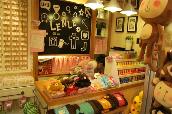伶俐饰品店加盟