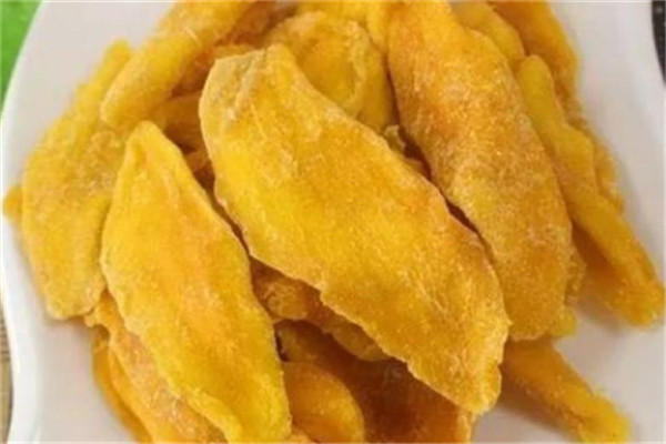 恬恬的槑零食加盟