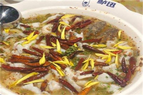 鲈迅酸菜鲈鱼