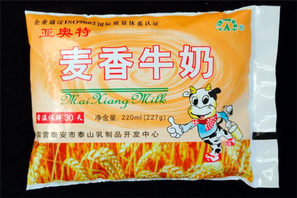 亚奥特牛奶加盟
