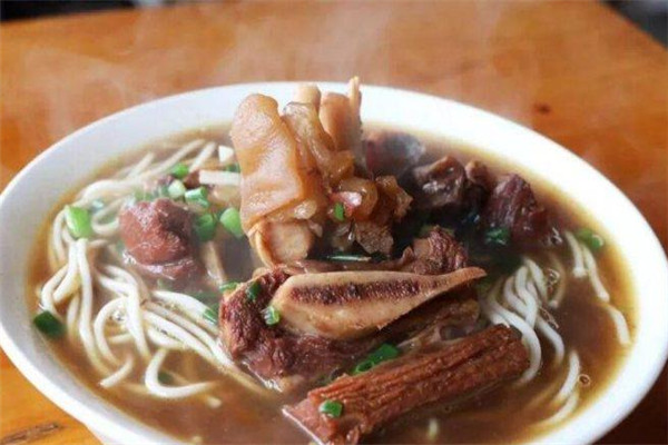 牛一品牛杂萝卜面馆