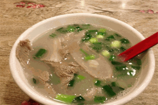 光头羊肉汤加盟