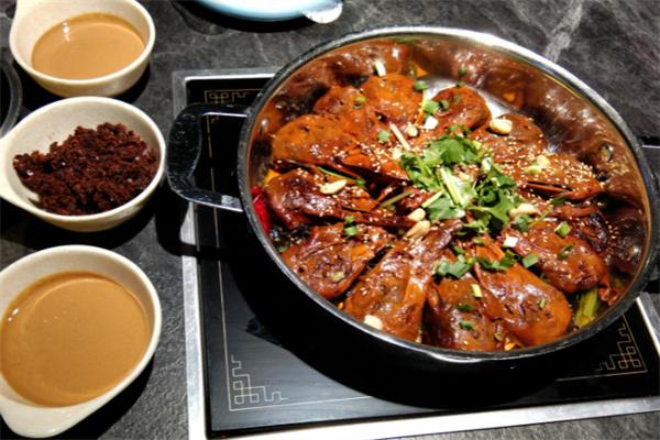 小丫辣鸭头加盟