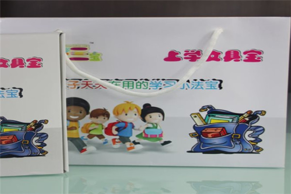 儿童上学三宝加盟