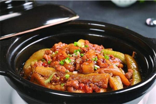 不凡煲仔饭加盟