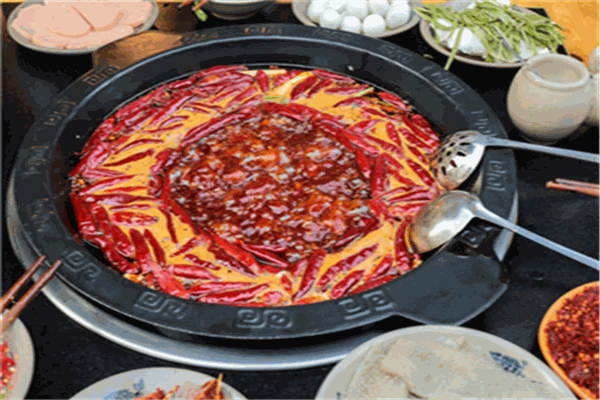 彩鹿鲜牛肉自助火锅