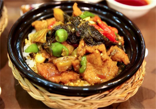 顺喜园煲仔饭