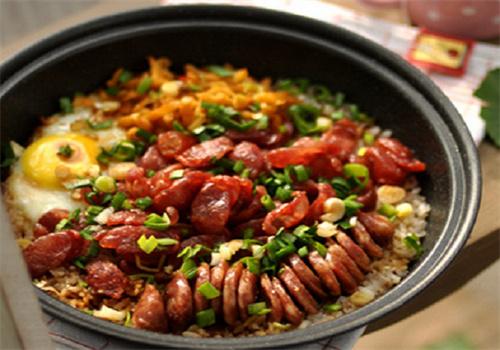小果煲仔饭