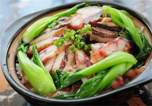 小果煲仔饭