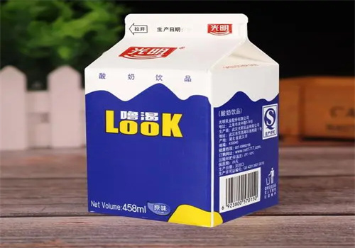 光明Look牛奶