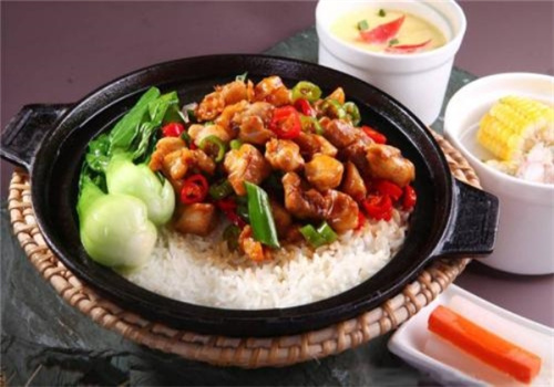 樱花煲仔饭