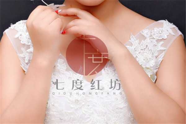 七度红坊美学院形象口才