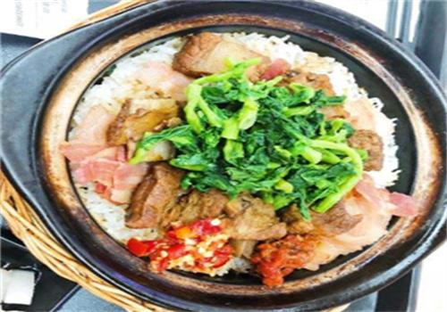 樱花煲仔饭