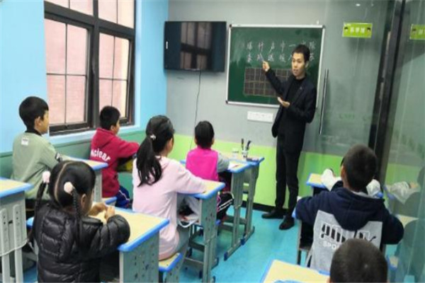家边学硬笔书法加盟