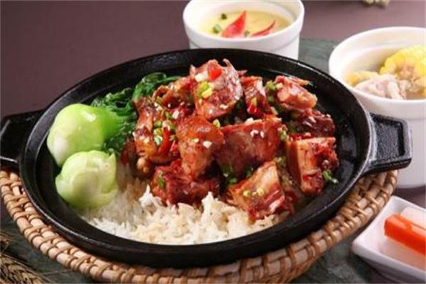 刁馋煲仔饭加盟