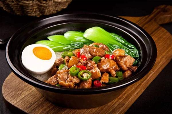 小丫头煲仔饭加盟