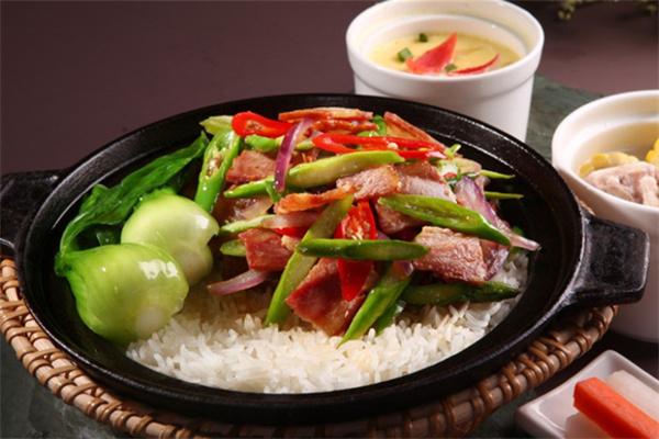 蜀旺煲仔饭加盟