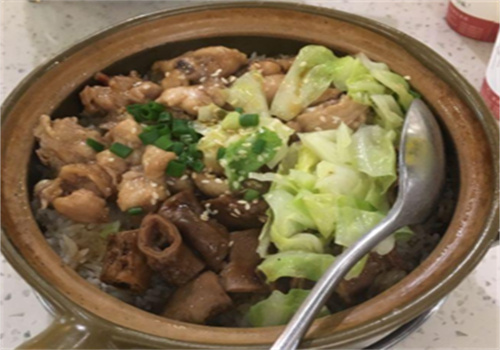 源乡美食煲仔饭