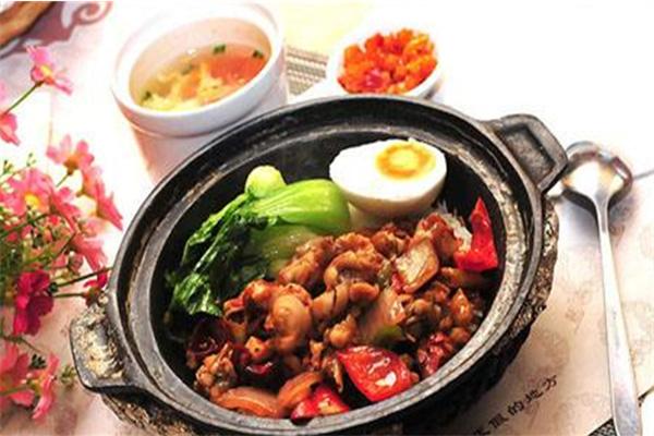 小盛煲仔饭加盟