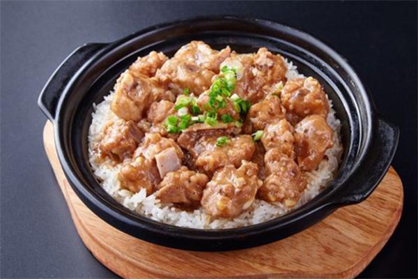 青春派煲仔饭加盟
