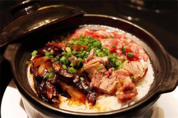 蓝老二煲仔饭加盟