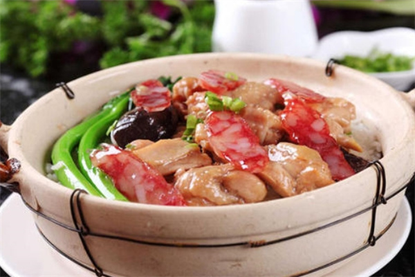 倾心煲仔饭