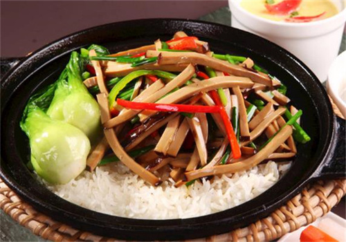 粤王广式煲仔饭