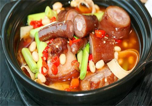 大塘飘香煲仔饭