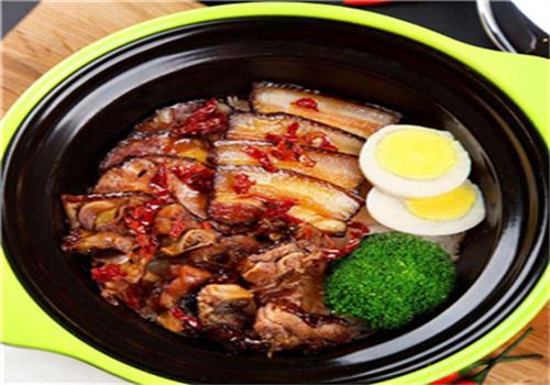 山泉人煲仔饭