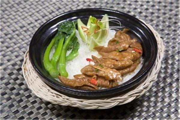 熙元金饭碗煲仔饭加盟