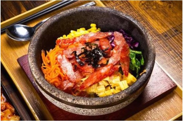 源香煲仔饭加盟