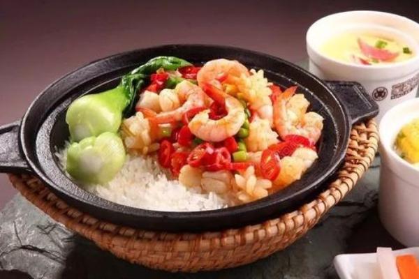 珍味坊煲仔饭加盟