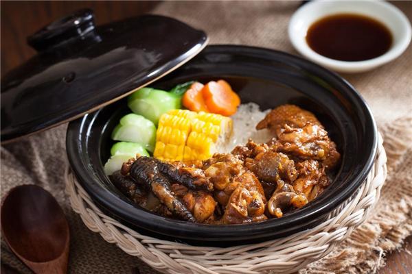 旺角湾煲仔饭加盟