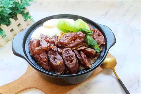 呐力隆广式煲仔饭