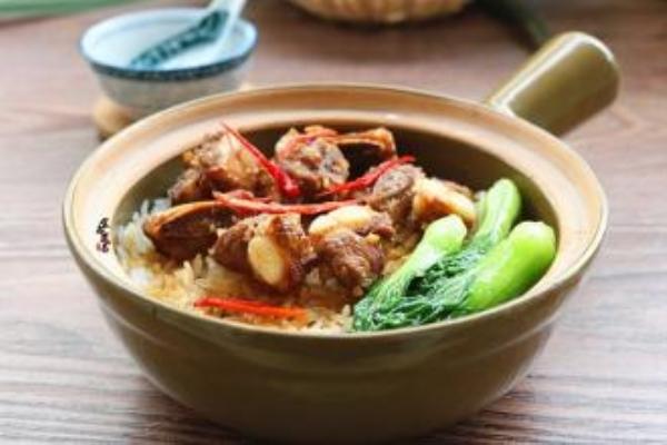 悦品鲜煲仔饭店加盟