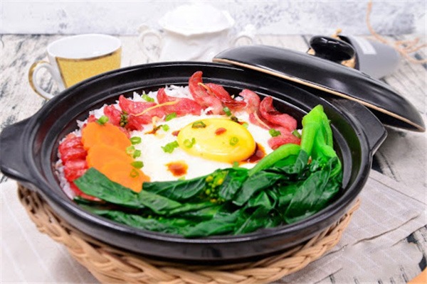 大煲口福煲仔饭加盟