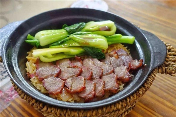 襄广记煲仔饭加盟